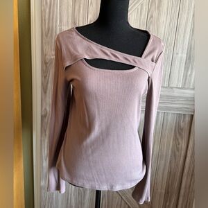 Gap Women's Mauve colored long sleeve ribbed top
